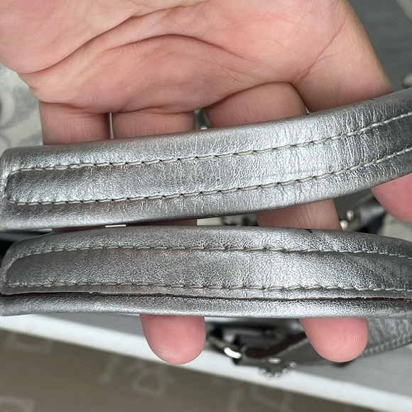 Coach Ashley Signature "C" Shoulder Satchel Purse Silver Metallic Vintage - Picture 12 of 16